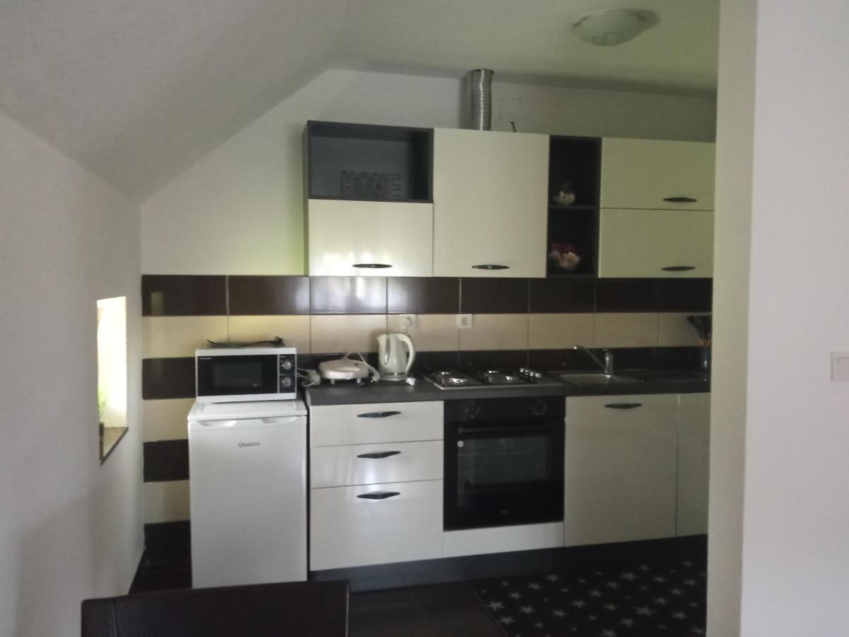 דירות קורניצה Apartman Vidovic מראה חיצוני תמונה